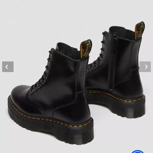 Dr Martens Black JADON BOOT SMOOTH LEATHER PLATFORMS w/ zipper Size 8! NEW